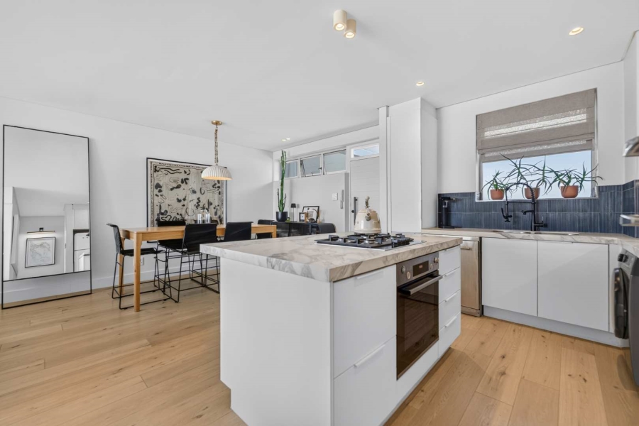 1 Bedroom Property for Sale in Sea Point Western Cape